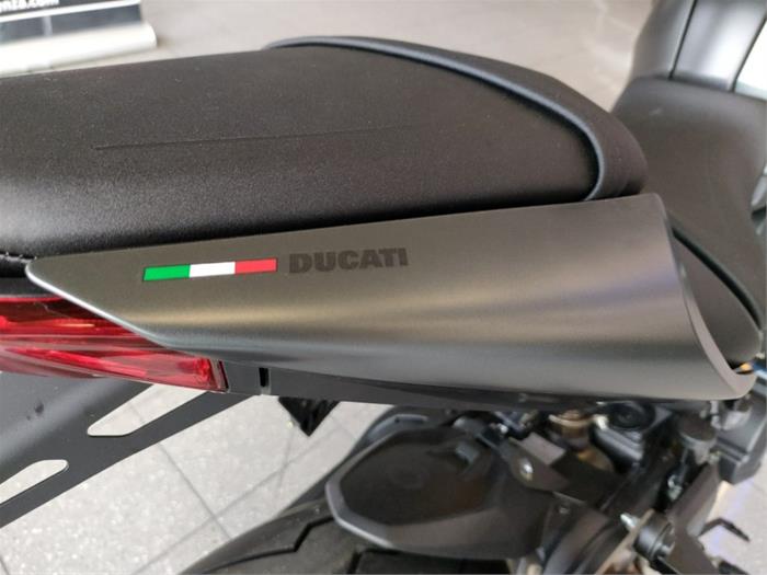 Ducati Vicenza - DUCATI Monster 900 | ID 17919