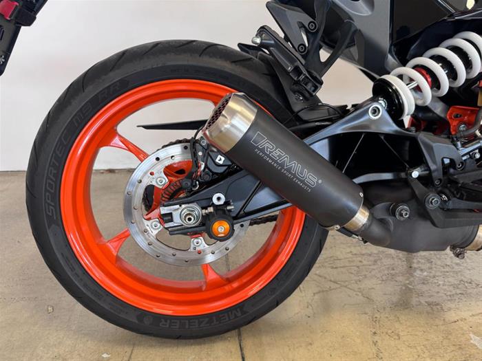 Ducati Vicenza - KTM 390 Duke | ID 37054