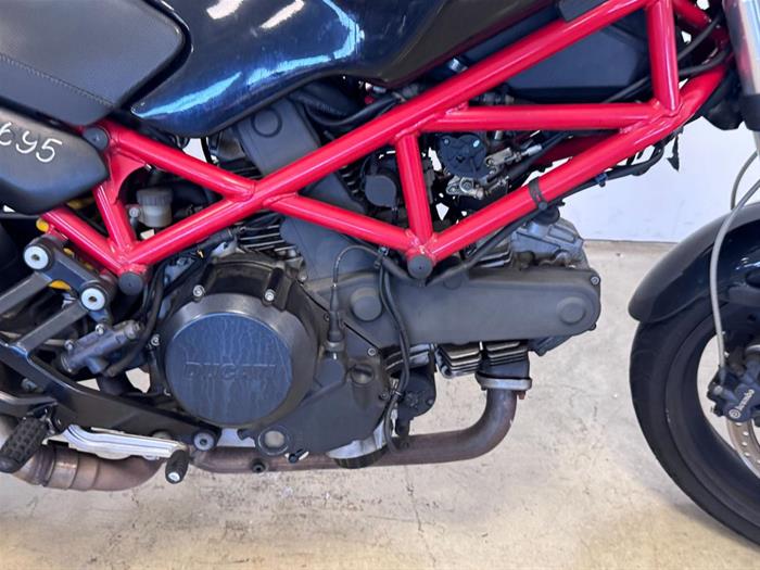 Ducati Vicenza - DUCATI Monster 695 | ID 37778