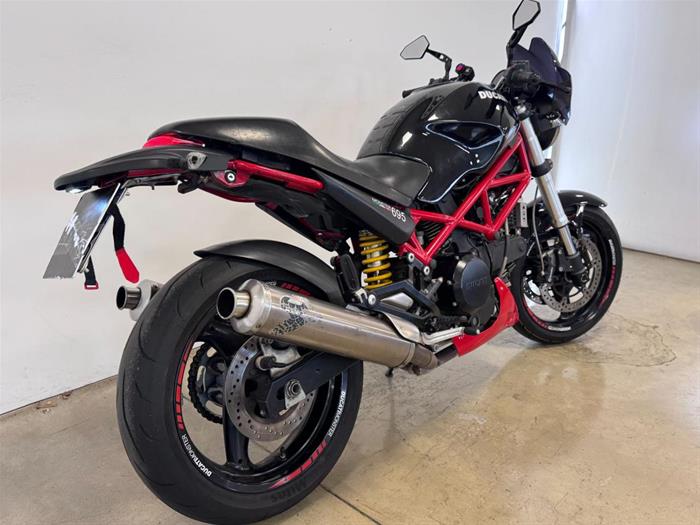 Ducati Vicenza - DUCATI Monster 695 | ID 38196