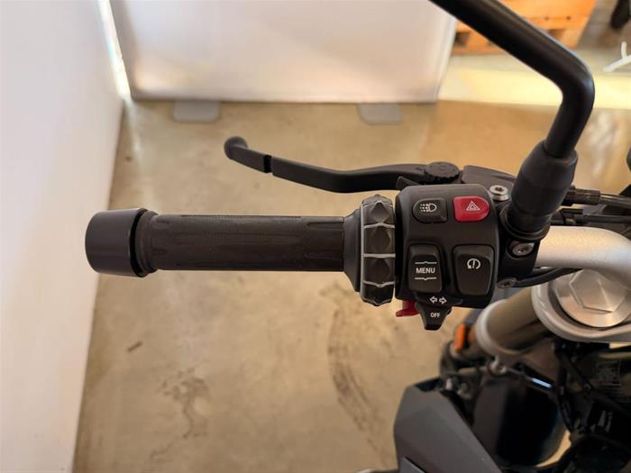 Ducati Vicenza - BMW F 900 R | ID 38890