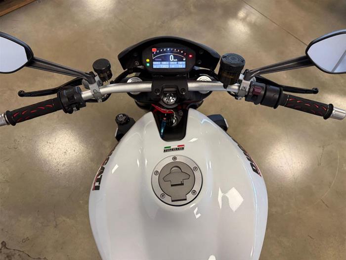 Ducati Vicenza - DUCATI Monster 1200 | ID 38935