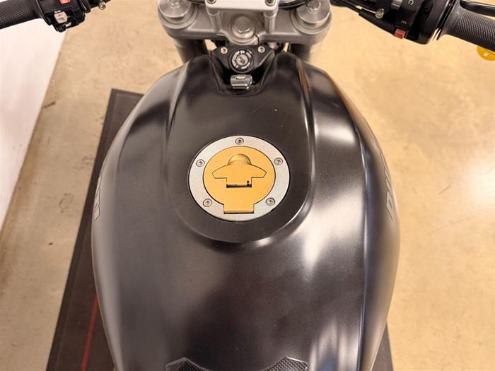 Ducati Vicenza - DUCATI Monster 750 | ID 40493