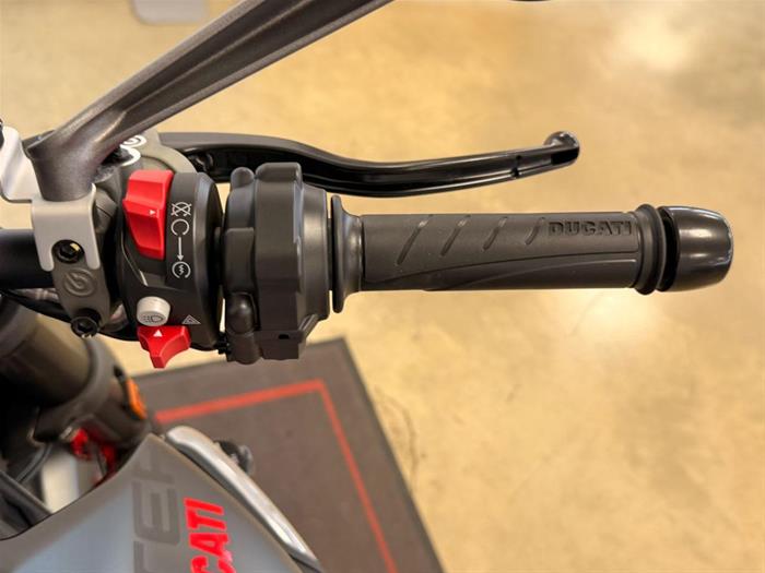 Ducati Vicenza - DUCATI Monster 937 | ID 40675