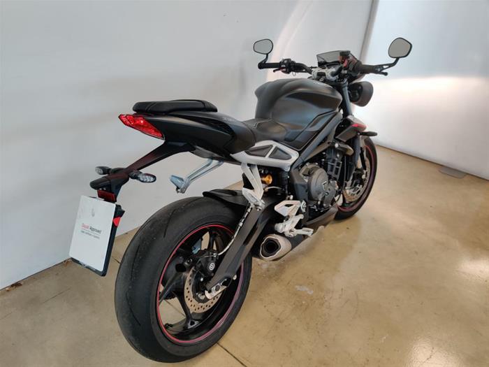 Ducati Vicenza - TRIUMPH Street Triple 765 | ID 41391